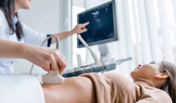 Watching life grow – Medical monitoring in surrogacy